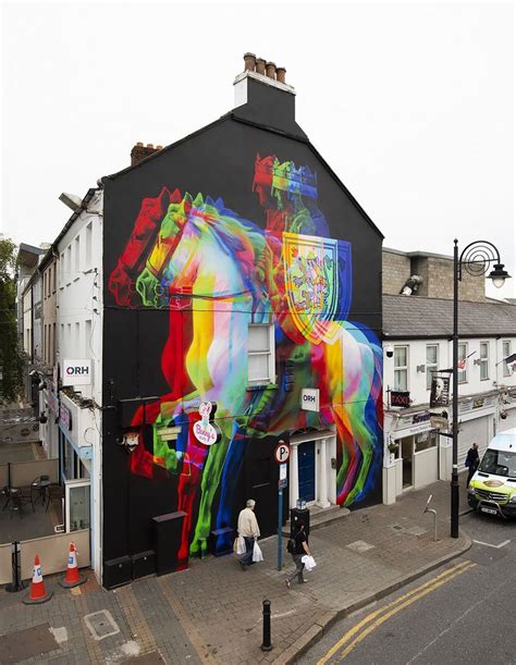 Irish Street Artist Creates Anaglyph Mural Of Edward Bruce, The Last ...