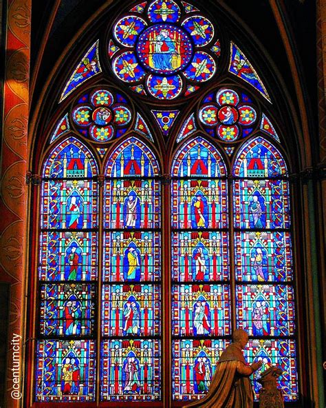 Pin by 원준 손 on 의복디 in 2020 | Stained glass, Stained glass church, French gothic architecture