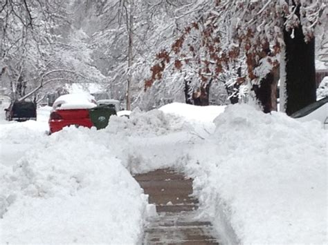 Living Kansas City: Record Snowfall Hits Kansas City