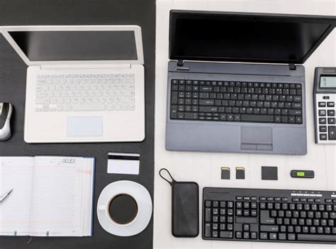 HP Vs Dell Laptops | Choose Your Ideal Laptop [2023 Guide]