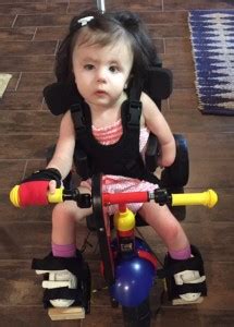 Ella’s new tricycle! | Wheelchairs 4 Kids