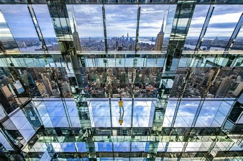 SUMMIT One Vanderbilt is New York's Newest Glass Observation Deck ...