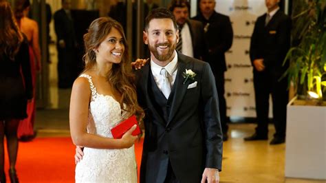 Lionel Messi marries childhood sweetheart in lavish wedding - NZ Herald