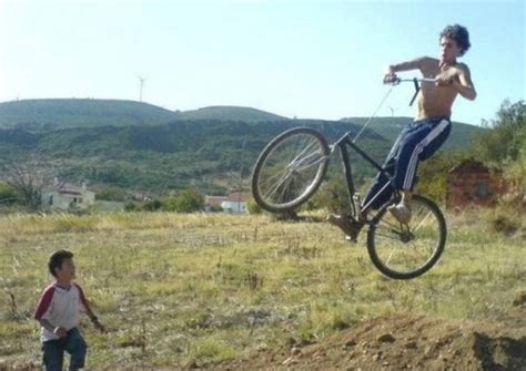 Bike jump fail - Really funny pictures collection on picshag.com