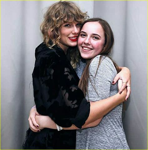 Taylor Swift Fans Share Fun Photos from London Secret Session!: Photo ...