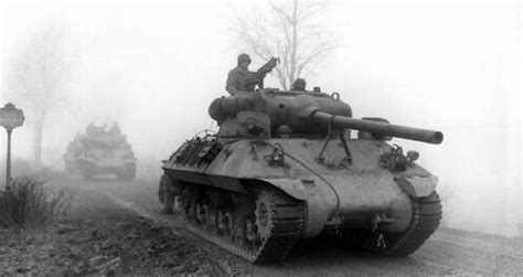 54 Battle Of The Bulge Photos That Capture The Nazis' Brutal Last Ditch Counteroffensive