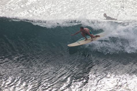 Capturing the Moment: Surfing Honolua Bay, Maui