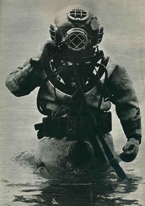 Anyone else find these 20-30s era diving suits really creepy looking? : r/oldschoolcreepy