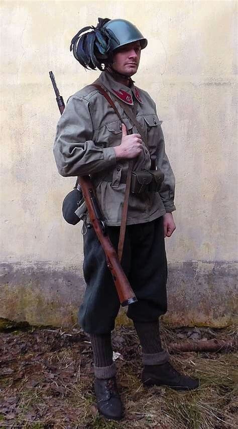 Uniform of a Bersaglieri soldier belonging to "Goffredo Mameli" Bn, Repubblica Sociale italiana ...