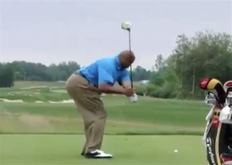 Compilation Of Charles Barkley Golf Swings [VIDEO]