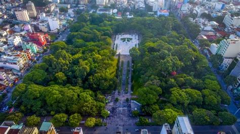 Explore Le Van Tam Park - the green lung in the heart of Saigon. - Inn ...