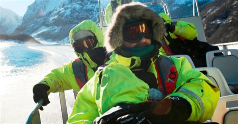 Winter Fjord Safari in Flåm / Authentic Scandinavia