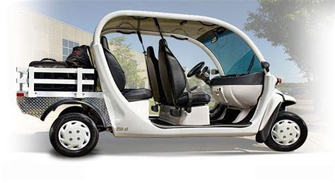 2015 GEM e4 Electric Passenger Vehicle : Features | 4 Wheel ... | Gem electric car, Passenger ...