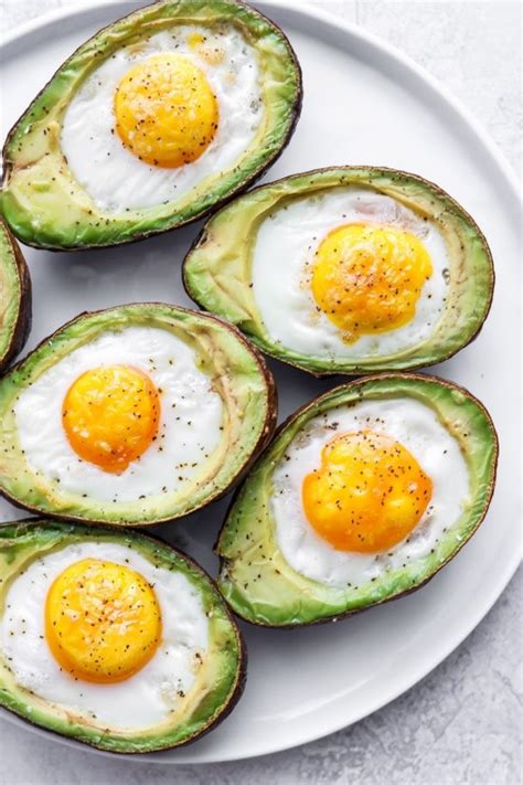 Avocado Baked Eggs (Avocado Egg Bake) - Fit Foodie Finds