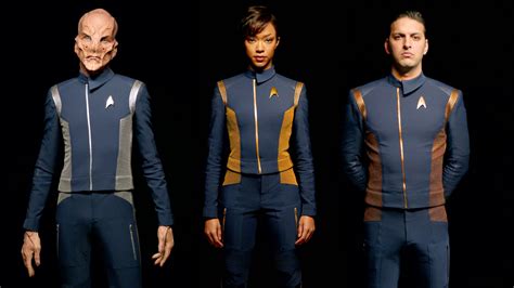 Star Trek: Discovery's Bold, New Starfleet Uniform Designs Hint At ...