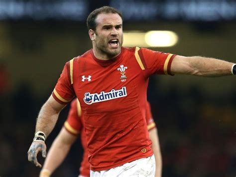 Roberts to skipper Wales | PlanetRugby : PlanetRugby