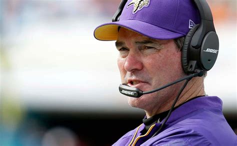 Mike Zimmer Re-Entering Coaching World! - Skoloholics