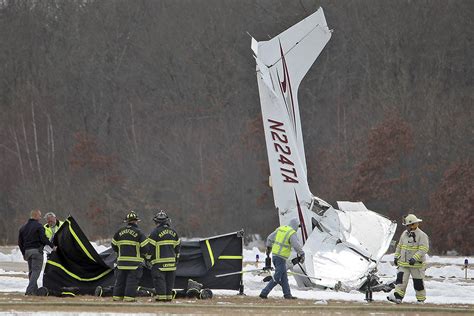 Two dead after small plane crash at Massachusetts airport | Las Vegas ...