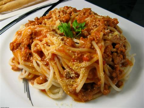 File:Lutong Bahay - Bolognese Spaghetti.jpg - Wikimedia Commons