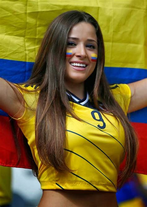 100 Photos of Hot girls Fans In World Cup 2018