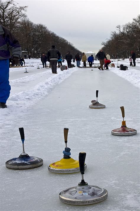 Eisstockschießen am Nymphenburger Kanal | Eisstockschießen a… | Flickr