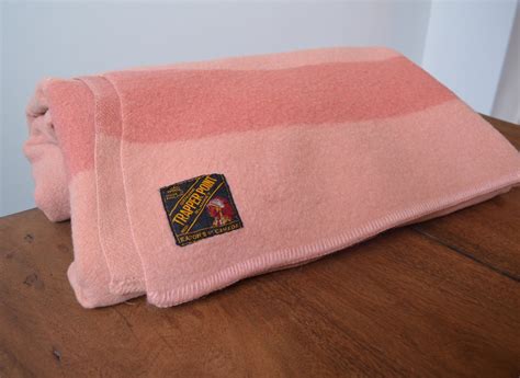 Hudson Bay Blanket 4 Point Pink Trapper Made in England