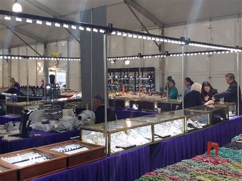 Craft Show Booth Lighting, Portable LED Display Light