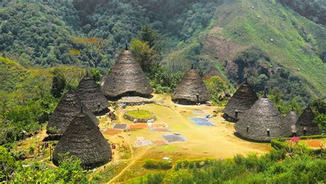 Flores - Wae Rebo Trekking (4D/3N) - ICS Travel Group