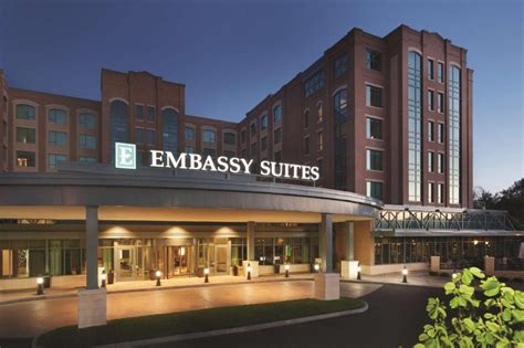 Embassy Suites Saratoga Springs Hotel (Saratoga Springs (NY)) - Deals, Photos & Reviews