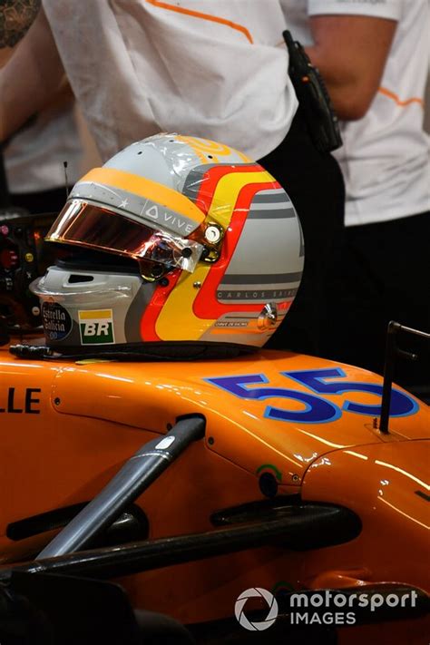 Helmet of Carlos Sainz Jr., McLaren at Abu Dhabi November testing on November 28th, 2018