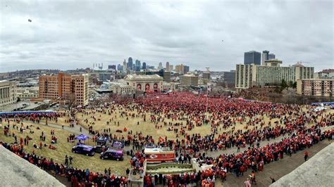 Kansas City Super Bowl victory parade 2023 - KCtoday