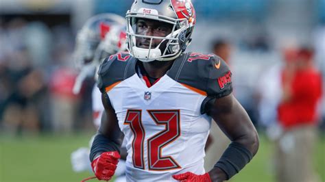 WATCH: Chris Godwin makes ridiculous catch at Bucs training camp