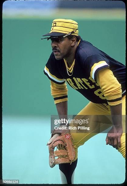 Willie Stargell Photos and Premium High Res Pictures - Getty Images