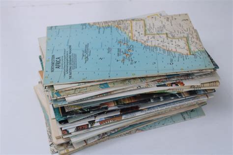 lot of vintage National Geographic maps, US countries world maps, geek ...