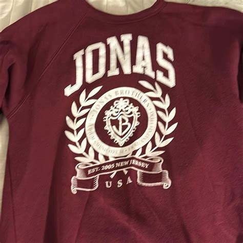 Jonas Brothers official merch sweatshirt Worn twice. XL - Depop