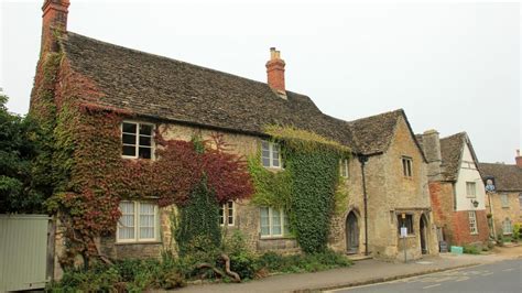 From the invention of photography to Harry Potter: short guide of Lacock (England) - Ecobnb