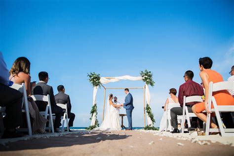 Finest Playa Mujeres Wedding - Utah Wedding PhotographerUtah Wedding Photographer