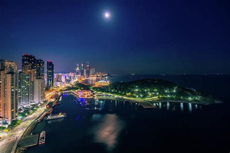 Busan beach view from roof top of hotel in Busan city in night t ...