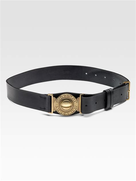 Burberry Clasp Buckle Belt in Black | Lyst