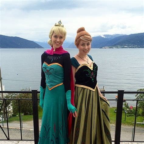 Anna and Elsa | Anna and Elsa Costume Ideas For a Frozen Halloween | POPSUGAR Love & Sex