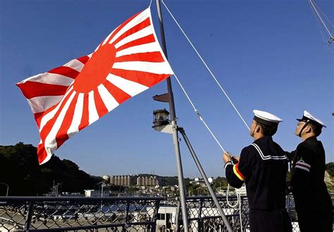 Japan Destroyer Arrives in S. Korea with Rising Sun Flag - The Japan News