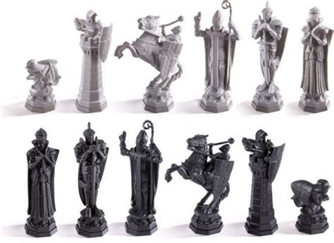 Harry Potter: Wizard Chess Set | Board Game | at Mighty Ape Australia