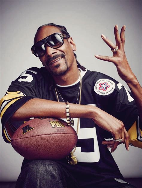 Download Snoop Dogg With A Football Wallpaper | Wallpapers.com