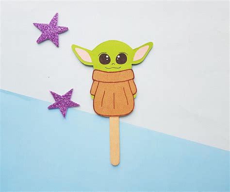 Adorable Baby Yoda Craft - Big Family Blessings