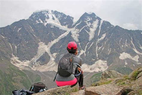 How to climb Mt. Elbrus - a detailed climbing guide - STINGY NOMADS