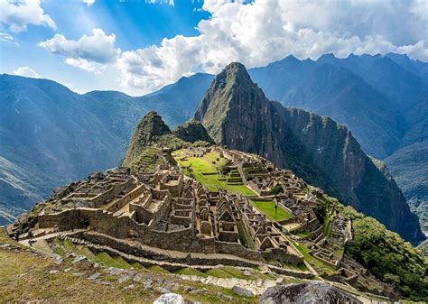 Backpacking in PERU - The Ultimate Travel Guide [2024]