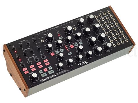 MOOG Subharmonicon | Strumenti Musicali .net