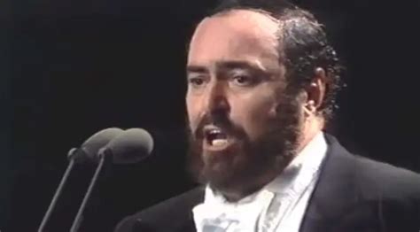 Pavarotti sings Nessun Dorma [1990 recording] - andantemoderato.com