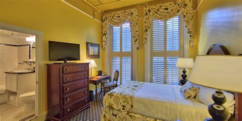 San Antonio Hotels | Our Rooms & Suites | Menger Hotel