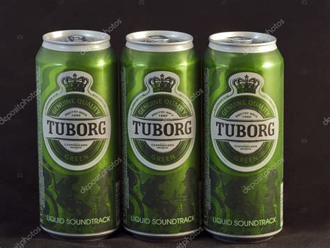 Wet Tuborg Green beer cans – Stock Editorial Photo © panama7 #23213576